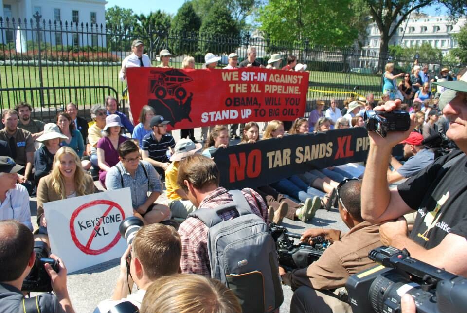 Keystone XL pipeline sit-in protest outside the White House